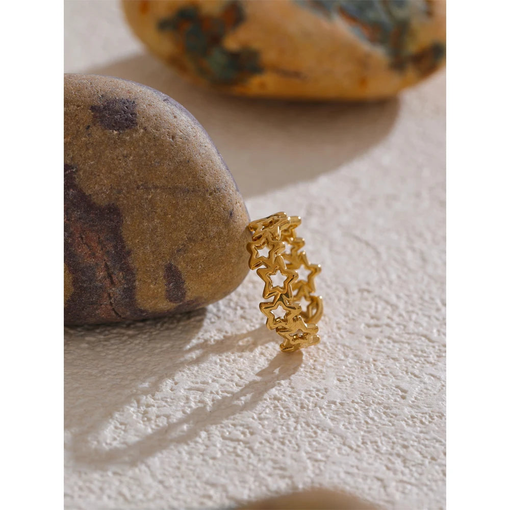 Celestial Sparkle Gold Star Band Ring – Delicate Openwork Constellation Circle